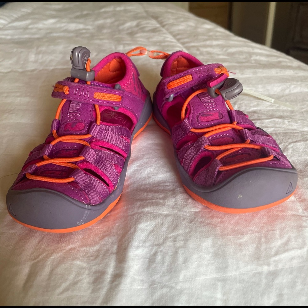 Girls Keen Sandals